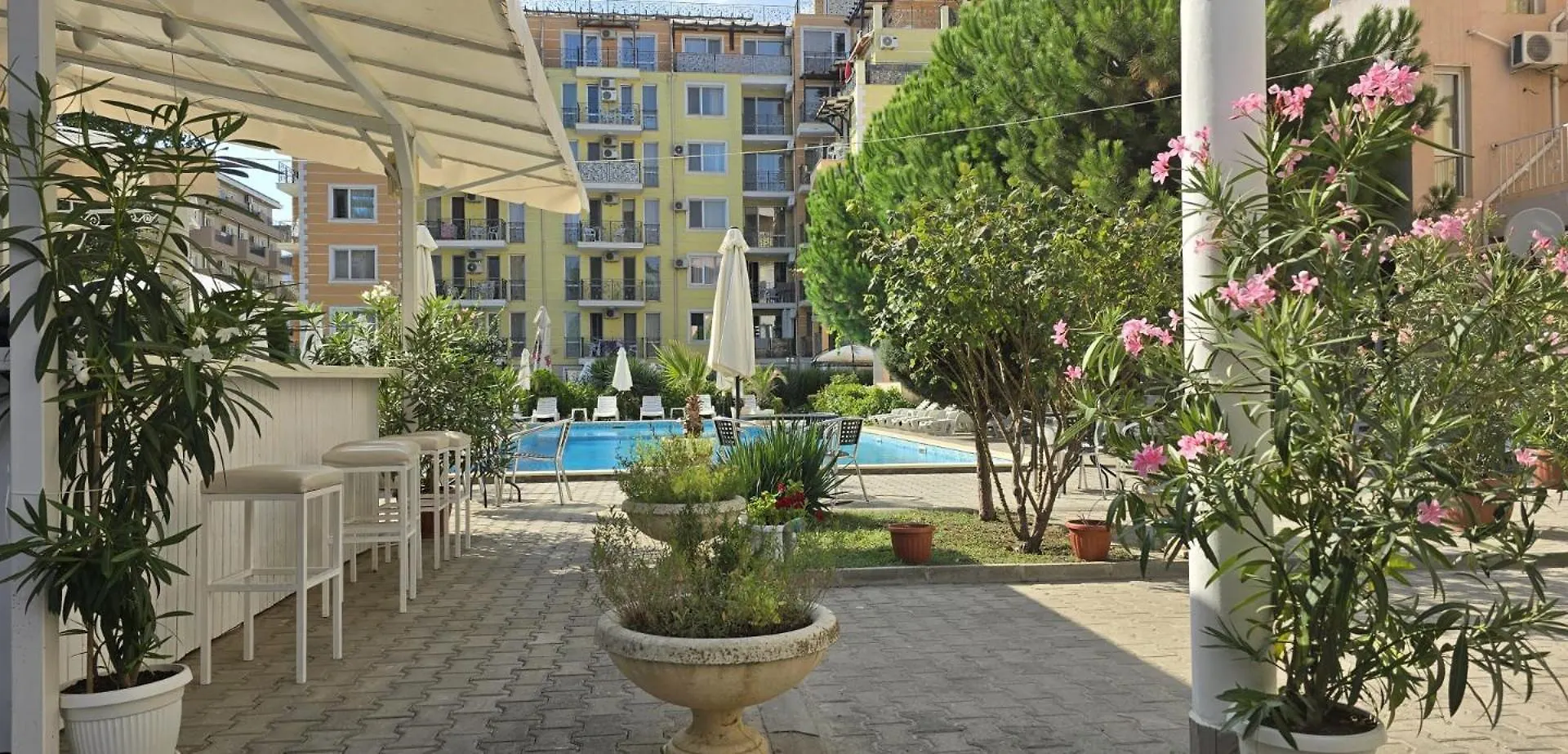 Vanilla Garden Apartments Sunny Beach Aparthotel