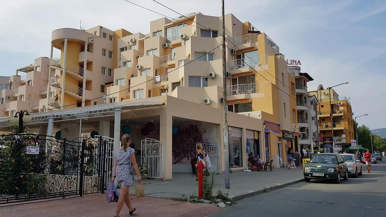 Vanilla Garden Apartments Sunny Beach 3*,